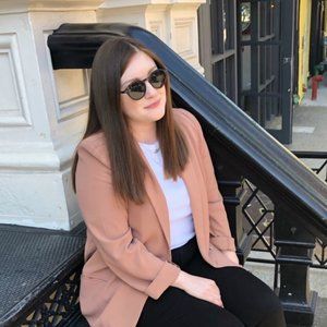 Meet your Posher, Rebecca